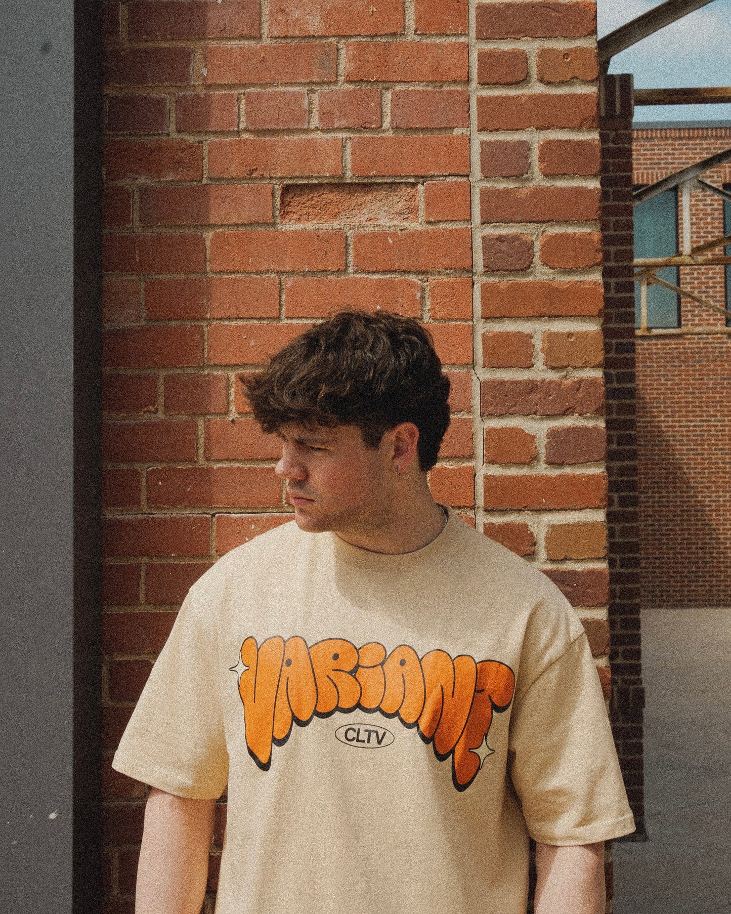 VINYL TEE