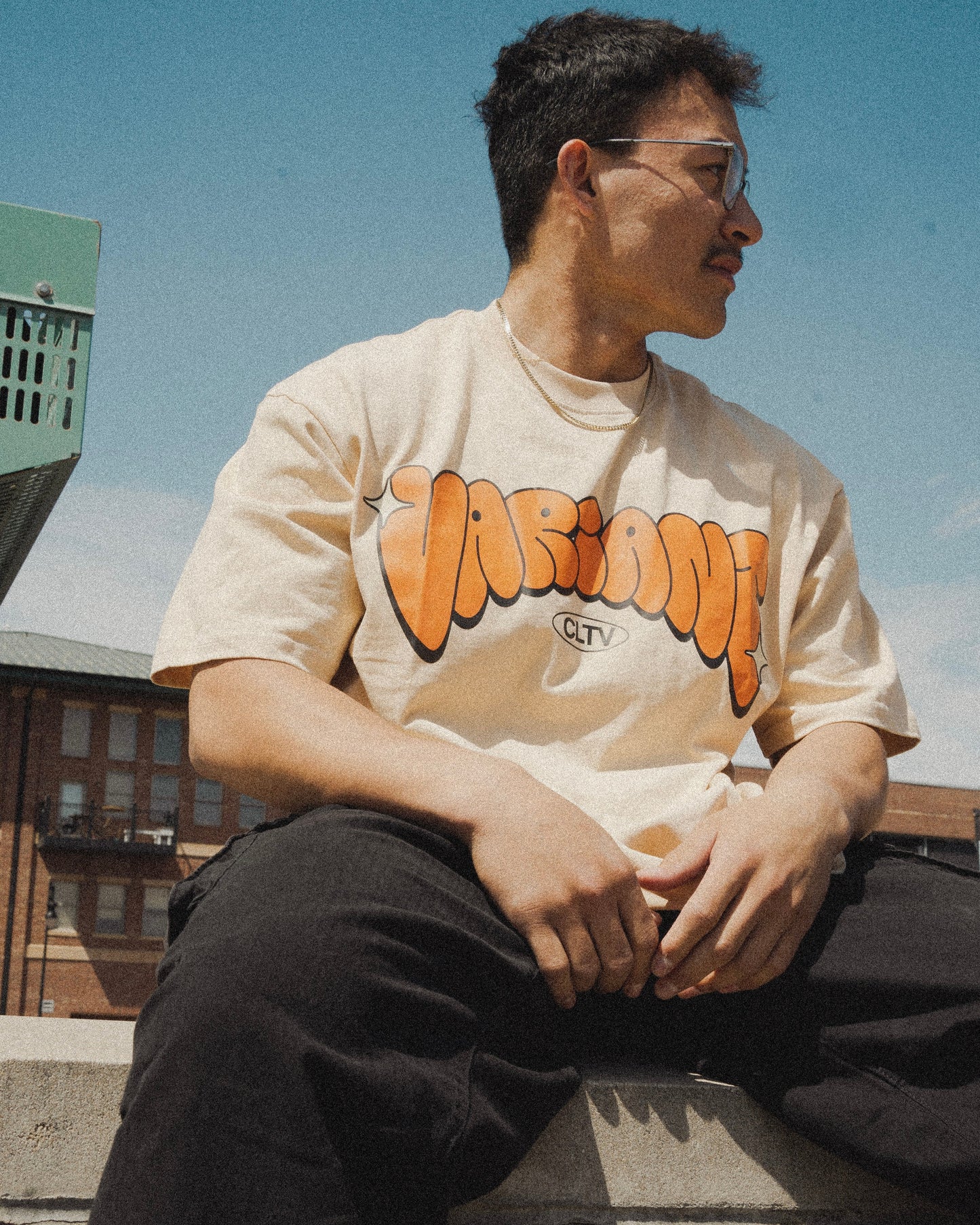 VINYL TEE